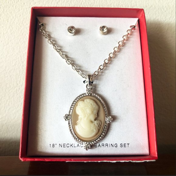 3/$15 Silver Tone Cameo Necklace + Earring Set